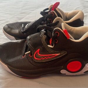 Nike Kids Black and Red Sneakers